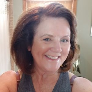 Meet your Posher, Marilyn manginell